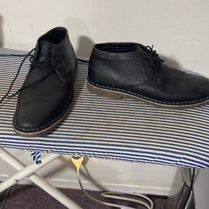 New Kenneth Cole chukka boots